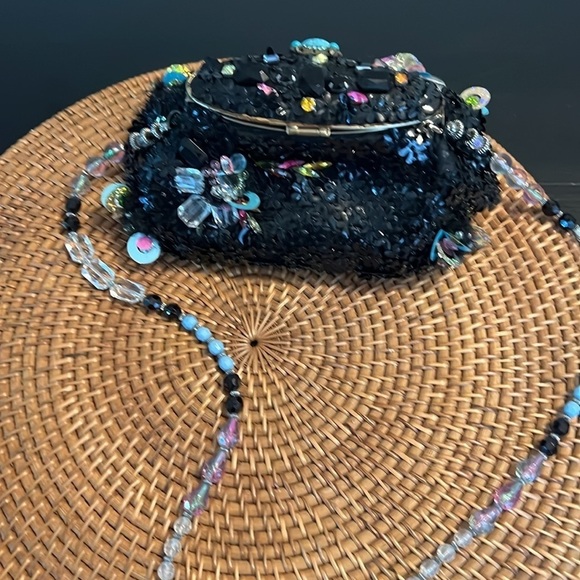 Mary Frances beaded designer handbag - Picture 6 of 10